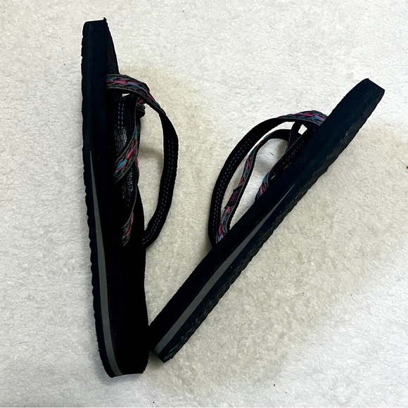 TEVA Olowahu Felicitas TEVA Olowahu Felicitas Strappy Flip Flop Sandal - Size 10 - Picture 8 of 10